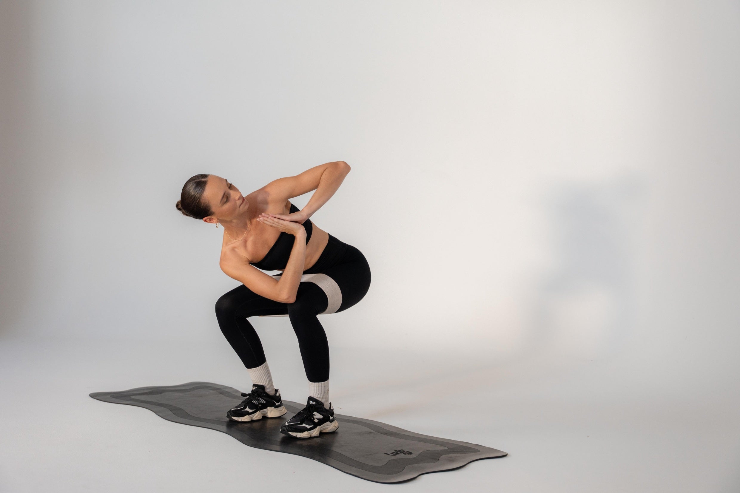 Reformer vs Mat Pilates: Which One is Right for You?